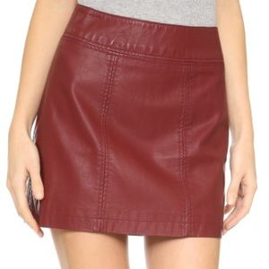 Free People Vegan Leather Femme Mini Skirt 2 EUC